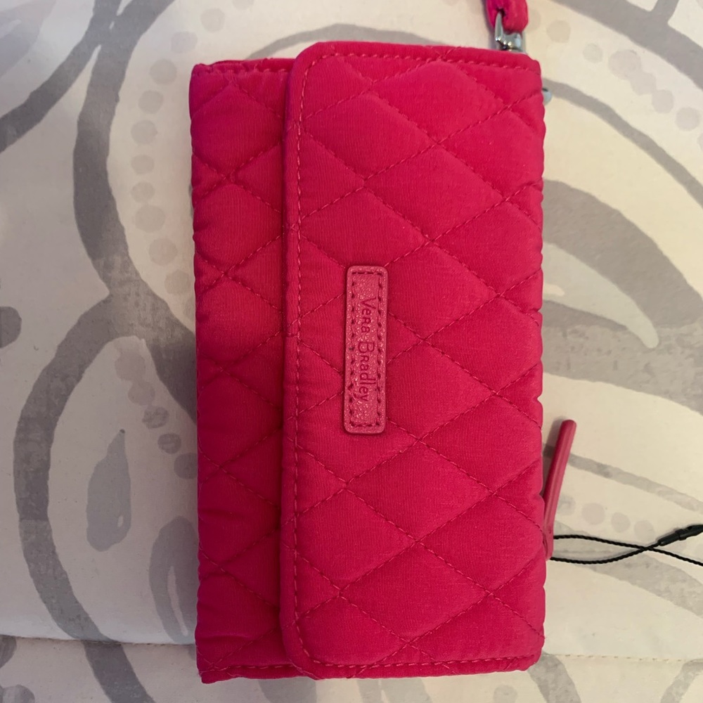 NEW Pink Quilted Vera Bradley Wristlet Fits iPhone 6 or can be used as wristlet!